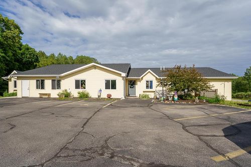 3900 Cedar Court, SUAMICO, WI, 54313 | Card Image