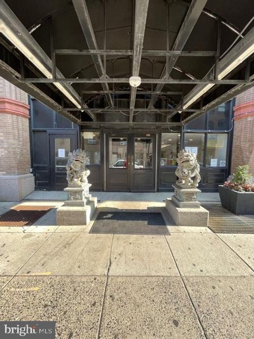 5f-1010 Race St, PHILADELPHIA, PA, 19107-2332 | Card Image