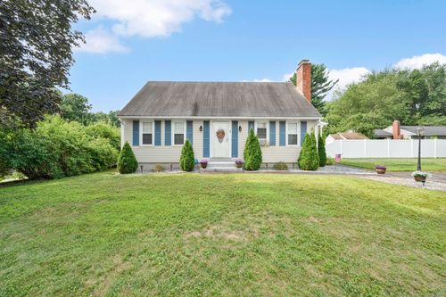 1 Cynthia Cir, Enfield, CT, 06082-3022 | Card Image