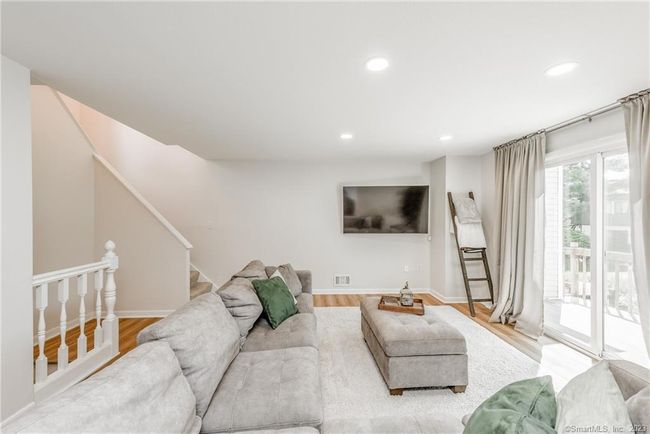 100 - 100 Spring Ln, Condo with 2 bedrooms, 2 bathrooms and 2 parking in Suffield CT | Image 9