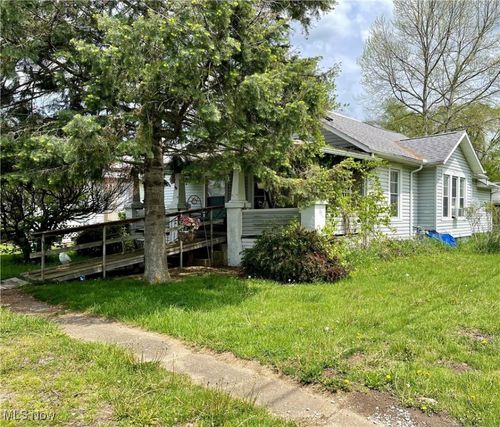 3970 Roberts Addition, Zanesville, OH, 43701-9369 | Card Image