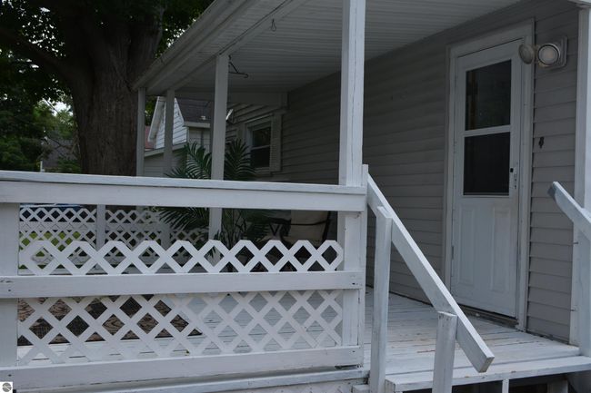 405 E Saginaw St, House other with 4 bedrooms, 2 bathrooms and null parking in Saint Louis MI | Image 4