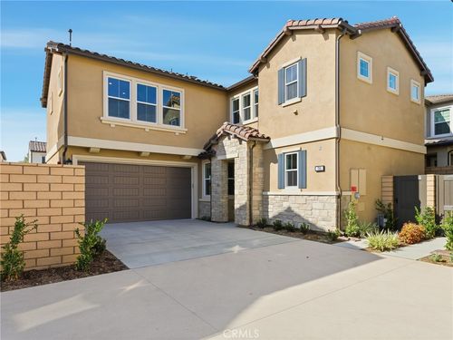 708 Mcfadden St, Placentia, CA, 92870-7595 | Card Image