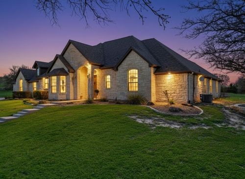 221 Arapahoe Rdg, Weatherford, TX, 76087-3821 | Card Image