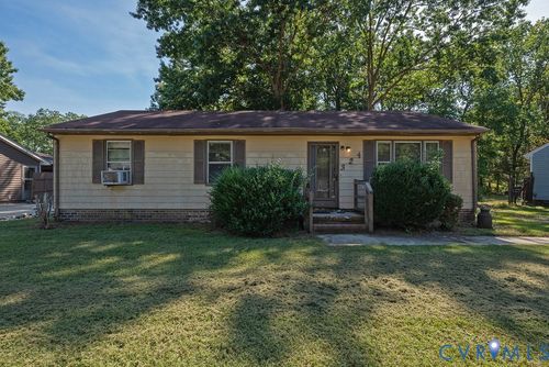 324 Lakewood Drive, Petersburg, VA, 23805 | Card Image