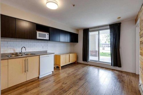 103-17 Country Village Bay Ne, Calgary, AB, T3K5Z3 | Card Image