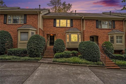 1379 Sheffield Glen Way Ne, Atlanta, GA, 30329 | Card Image