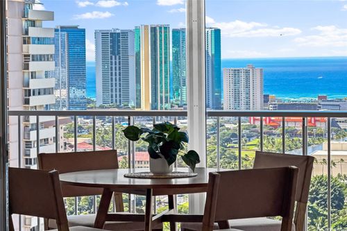 1402-1520 Ward Ave, Honolulu, HI, 96822-3540 | Card Image