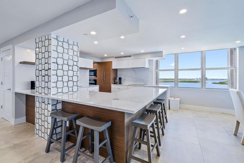 2003-5200 N Ocean Dr, Riviera Beach, FL, 33404-2659 | Card Image