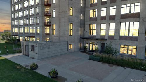 unit-702-2000 Little Raven St, Denver, CO, 80202-6124 | Card Image