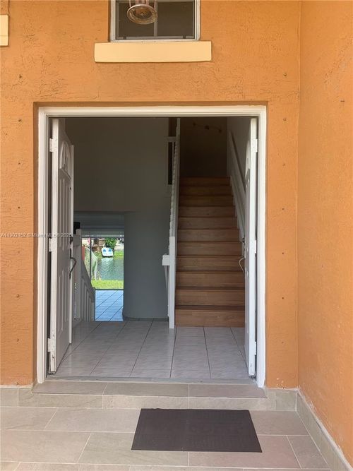 985 Nw 132nd Ct, Miami, FL, 33182-2243 | Card Image