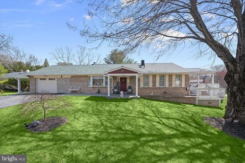 1 Southview Ct, SILVER SPRING, MD, 20905-5671 | Card Image