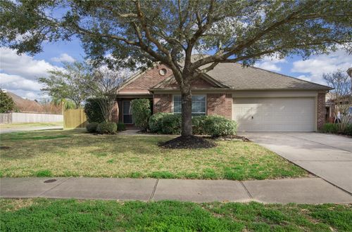 416 Laddingford Ln, League City, TX, 77573-1845 | Card Image