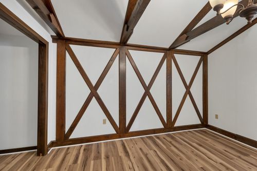 7 Therese Rd, Salem, NH, 03079-2076 | Card Image