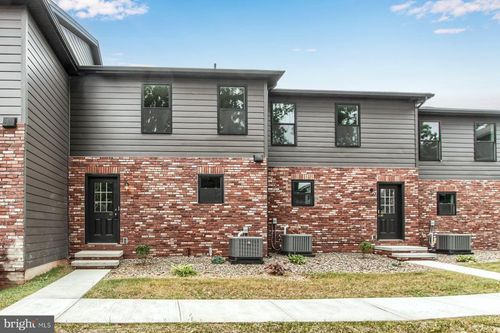 28-147 High Pointe Dr, HUMMELSTOWN, PA, 17036-8104 | Card Image