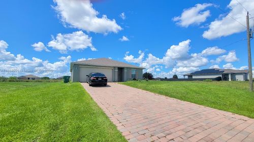 7011 Waldo Cir, Labelle, FL, 33935-5740 | Card Image