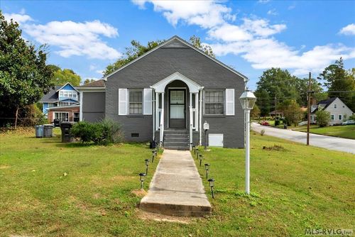 107 W 5th Ave, Lawrenceville, VA, 23868-2101 | Card Image