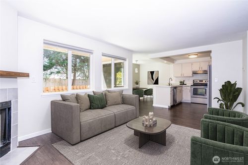 apt-c102-4231 Ne 5th St, Renton, WA, 98059-4736 | Card Image