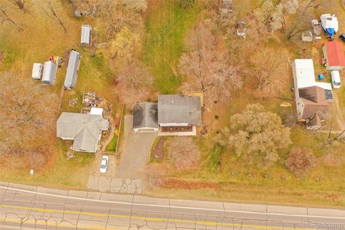 9398 Ortonville Rd, Clarkston, MI, 48348-2851 | Card Image