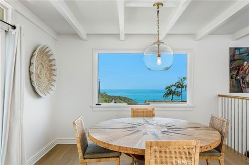 1071 Oro St, Laguna Beach, CA, 92651 | Card Image