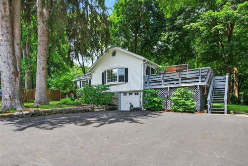 20 Mountain View Rd, Putnam Valley, NY, 10579-2048 | Card Image