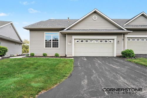 1158 Kensington Street Nw, Walker, MI, 49534 | Card Image