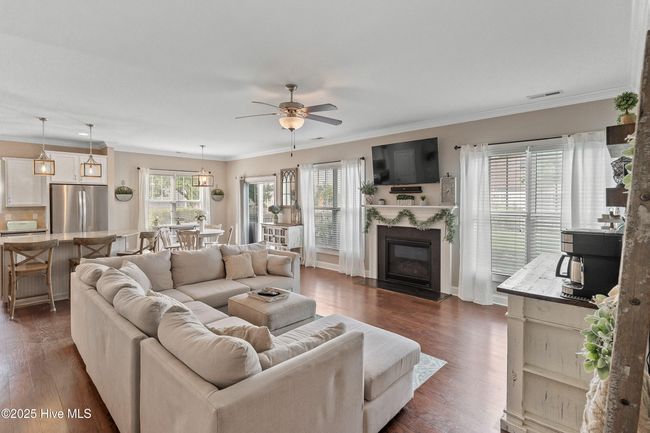433 Landsdowne Cir, House other with 4 bedrooms, 3 bathrooms and 2 parking in Hampstead NC | Image 15