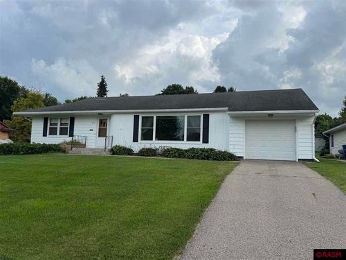 300 6th St Sw, Wells, MN, 56097-1341 | Card Image