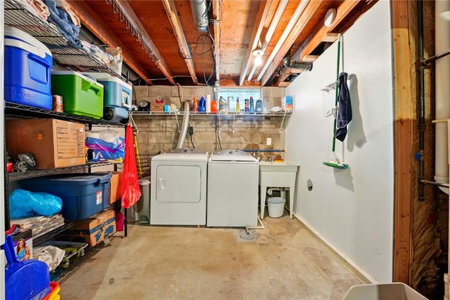 909 Fox Run Cir, House other with 3 bedrooms, 2 bathrooms and 1 parking in Cranberry Twp PA | Image 23