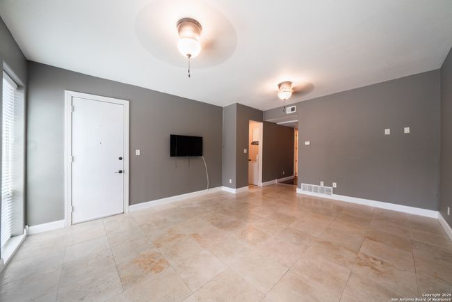 APT-26A - 7707 Broadway, Condo with 1 bedrooms, 1 bathrooms and null parking in San Antonio TX | Image 8