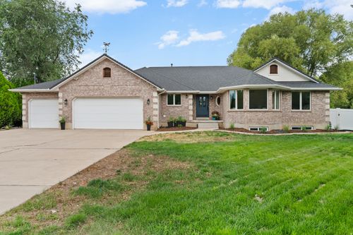 1740 200, Kaysville, UT, 84037-9719 | Card Image