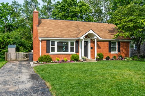 1022 Della Dr, Lexington, KY, 40504-2219 | Card Image