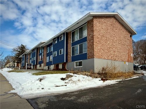 20-1312 Butternut St, Syracuse, NY, 13208-2954 | Card Image