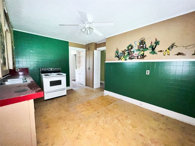 1103 N Avenue D, House other with 3 bedrooms, 1 bathrooms and null parking in Haskell TX | Image 10