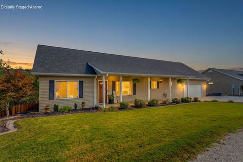 92 Redwood Ln, Branson, MO, 65616-7974 | Card Image