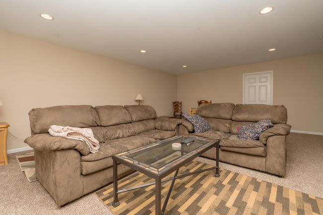 4129 Jarmann Ln, Townhouse with 3 bedrooms, 3 bathrooms and null parking in Shakopee MN | Image 22