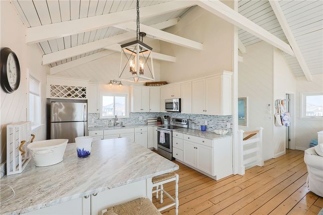 718 Charlestown Beach Rd, House other with 3 bedrooms, 2 bathrooms and 6 parking in Charlestown RI | Image 17