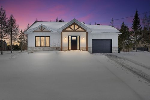 78 Rue De Normandie, Shannon, QC, G3S1R5 | Card Image