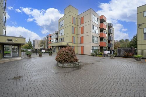 225-12085 228 St, Maple Ridge, BC, V2X6M2 | Card Image