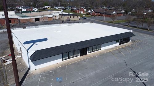718 Hamrick St, Shelby, NC, 28150-6571 | Card Image