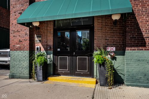 apt-404-630 N College Ave, Indianapolis, IN, 46204-1694 | Card Image