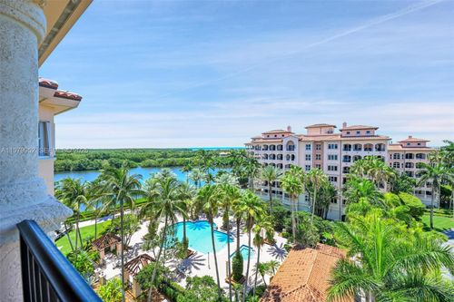 261-13637 Deering Bay Dr, Coral Gables, FL, 33158-2816 | Card Image