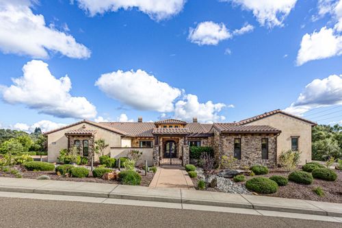 1830 Gavin Cir, Auburn, CA, 95603-6081 | Card Image