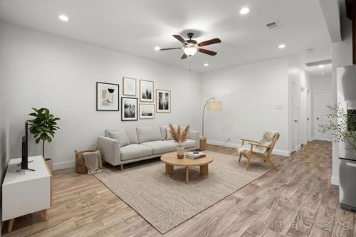 4112 Roberts St, Greenville, TX, 75401-5660 | Card Image