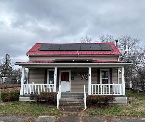 521 W Broadway St, Wellston, OH, 45692-1133 | Card Image