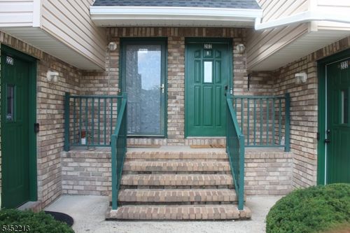 202 Rip Van Dam Ct, Belle Mead, NJ, 08502-4103 | Card Image