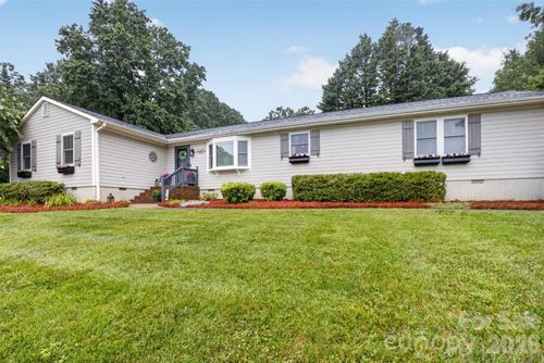21334 Sandy Cove Rd, Cornelius, NC, 28031-5847 | Card Image