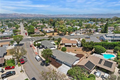 972 Appleton Rd, Simi Valley, CA, 93065-5117 | Card Image