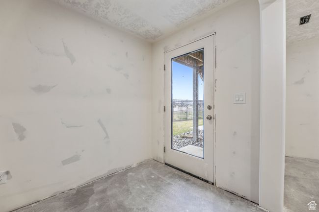View of doorway to outside | Image 35