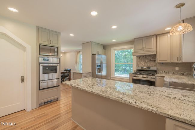 31232 Hollyfield Rd, House other with 3 bedrooms, 3 bathrooms and null parking in Damascus VA | Image 18